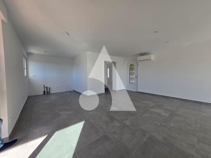 Appartement - 122 m² - 5 pièces