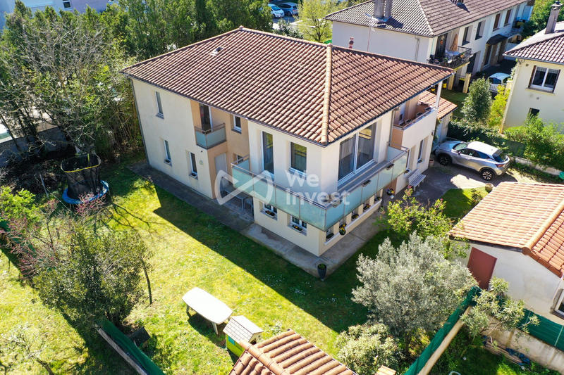 Maison - 203 m² - 7 pièces