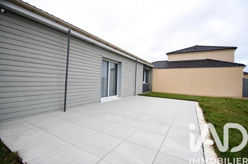 Maison - 80 m² - 4 pièces