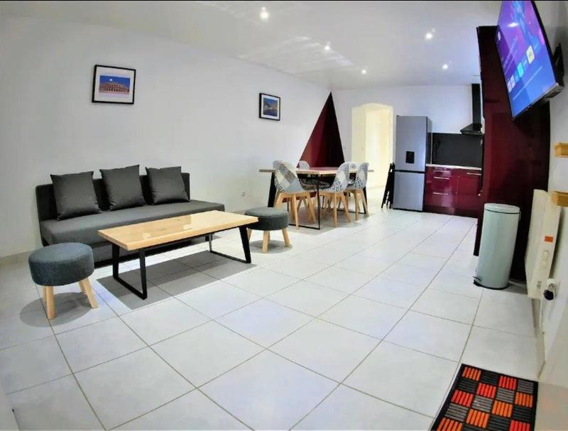 Local commercial - 93 m² - 4 pièces