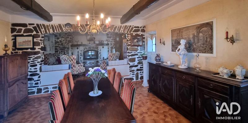 Maison - 180 m² - 4 pièces