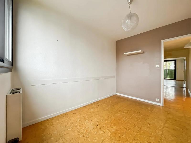 Appartement - 105 m² - 5 pièces