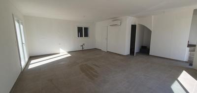 Maison - 94 m² - 4 pièces