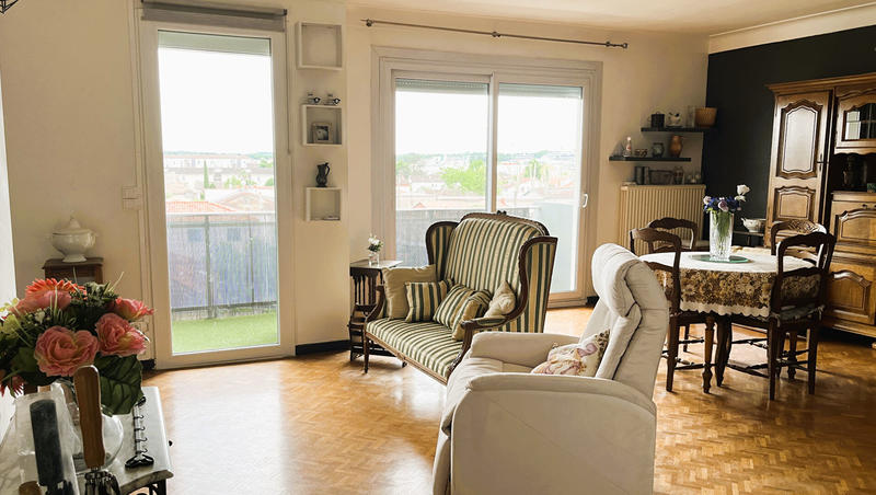 Appartement - 84 m² - 4 pièces