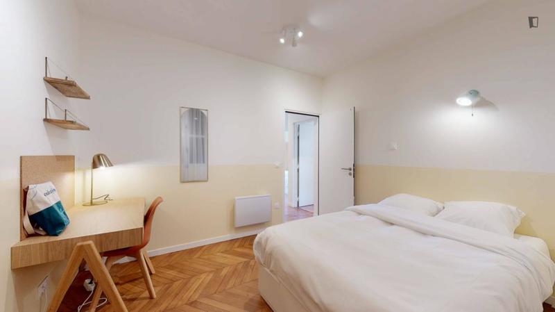 Chambre - 12 pièces