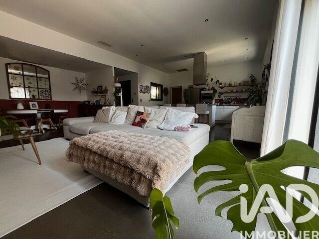 Maison - 157 m² - 6 pièces