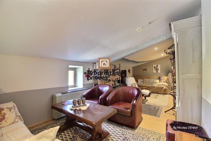 Mas - 218 m² - 6 pièces