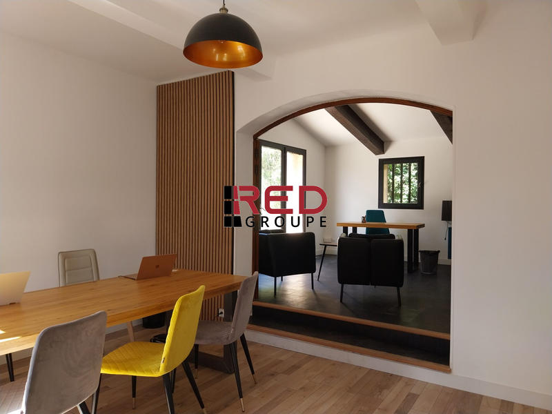 Bureau - 175 m² - 3 pièces