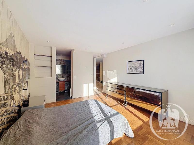 Appartement - 73 m² - 2 pièces