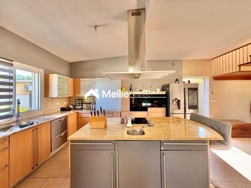 Villa - 160 m² - 5 pièces