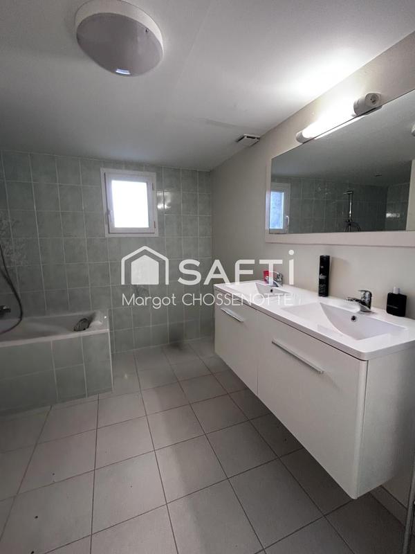 Maison - 264 m² - 7 pièces