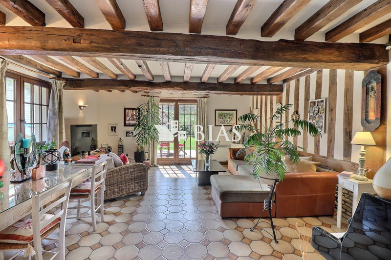 Maison ancienne - 100 m² - 5 pièces