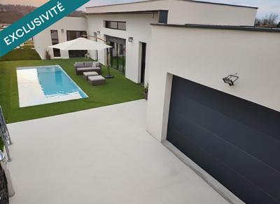 Maison - 160 m² - 5 pièces