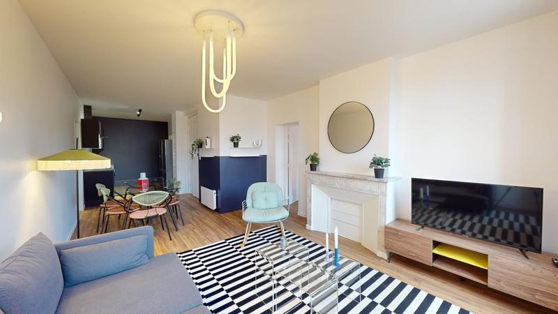 Appartement - 122 m² - 6 pièces