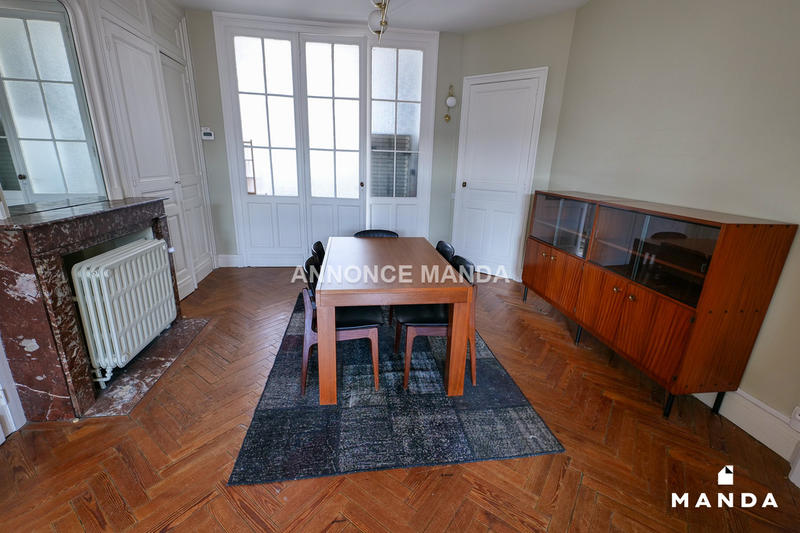 Appartement - 75 m² - 2 pièces