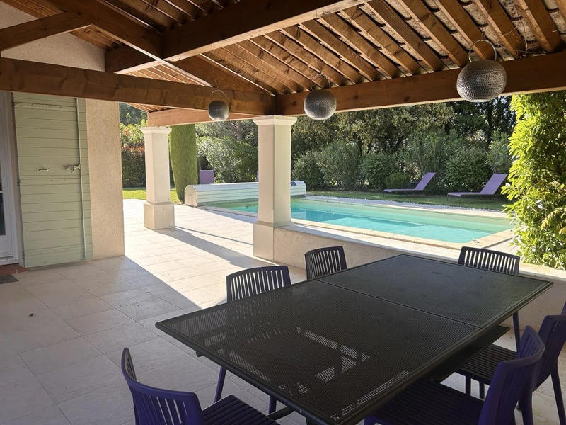Villa - 165 m² - 6 pièces