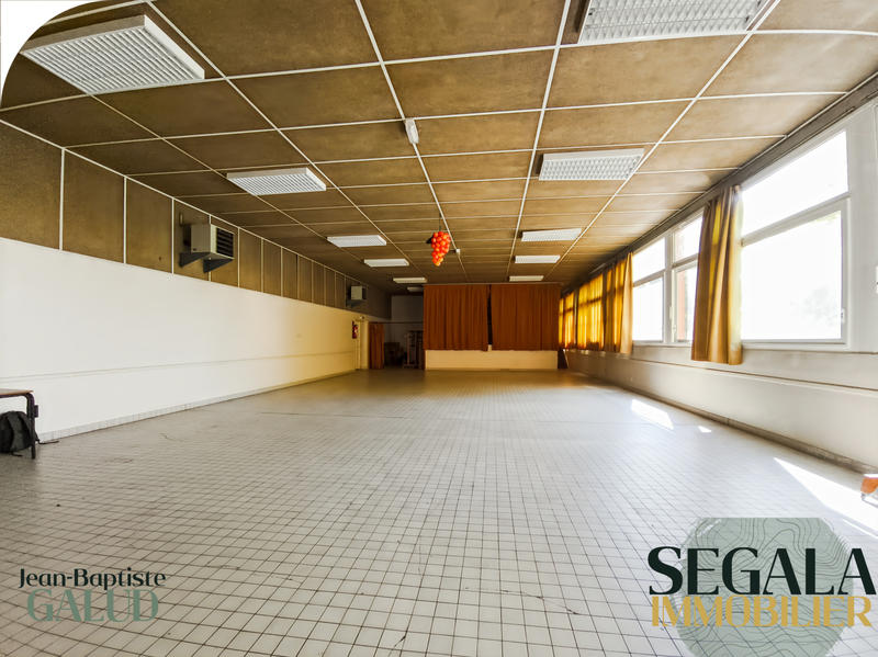 Local commercial - 420 m²