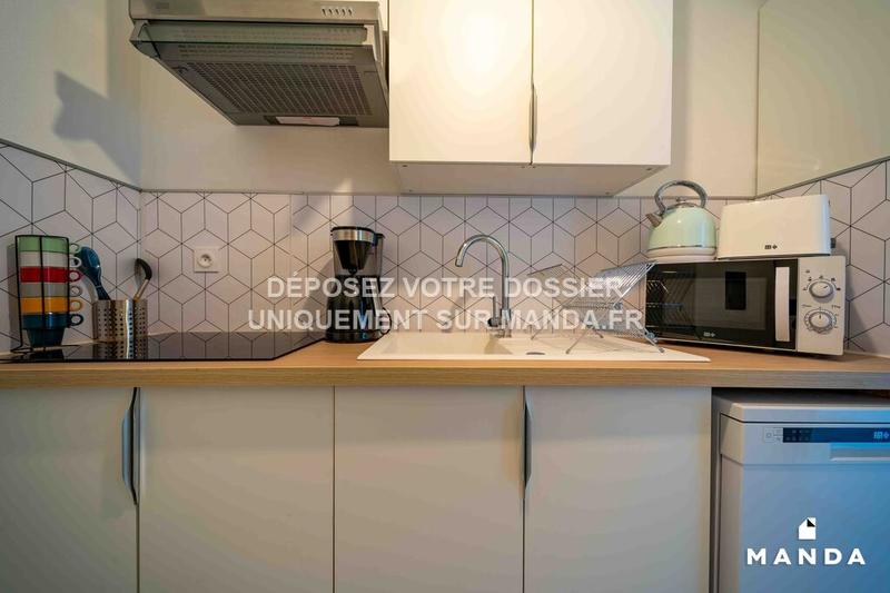 Chambre - 10 m² - 5 pièces