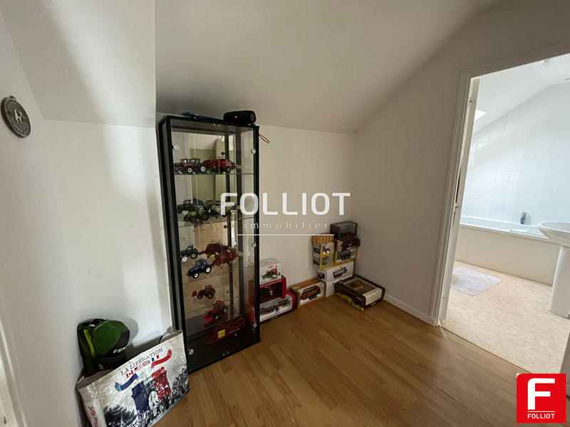 Maison - 166 m² - 8 pièces