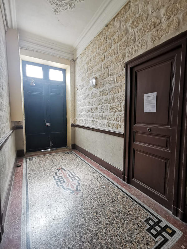 Local d'activités - 63 m² - 3 pièces