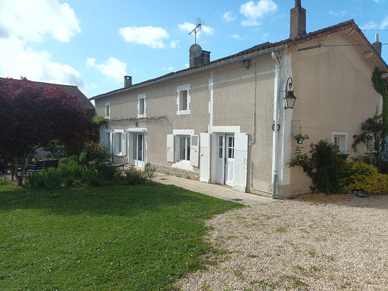 Maison - 185 m² - 6 pièces
