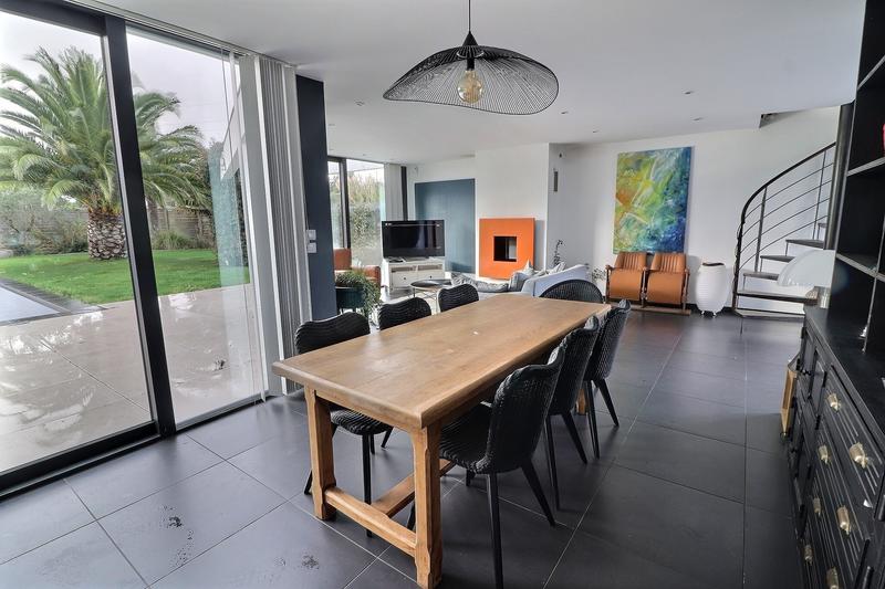 Maison - 147 m² - 6 pièces