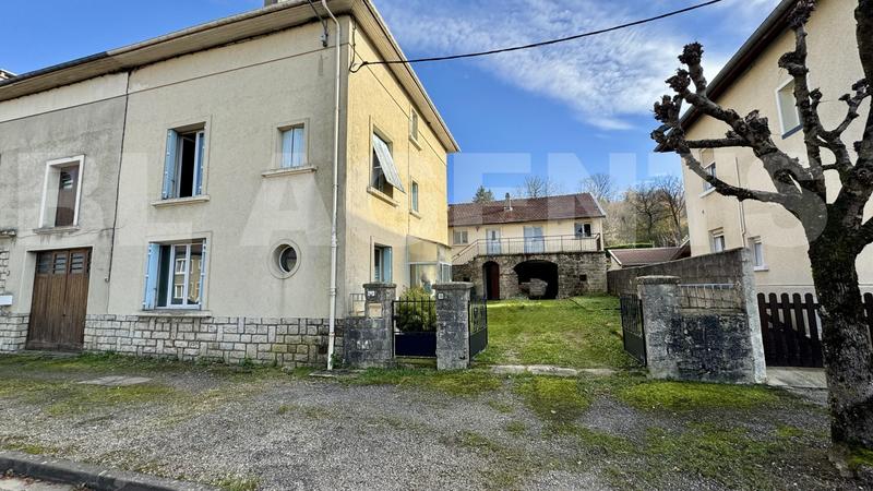 Maison de village - 120 m² - 7 pièces