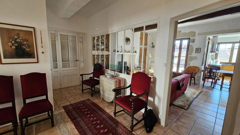 Maison traditionnelle - 226 m² - 7 pièces