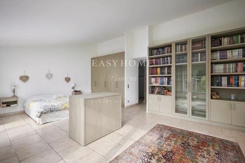 Villa - 380 m² - 10 pièces