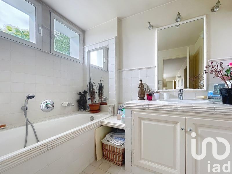 Maison - 189 m² - 6 pièces