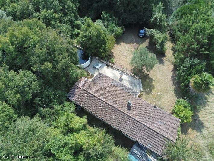 Maison - 93 m² - 5 pièces