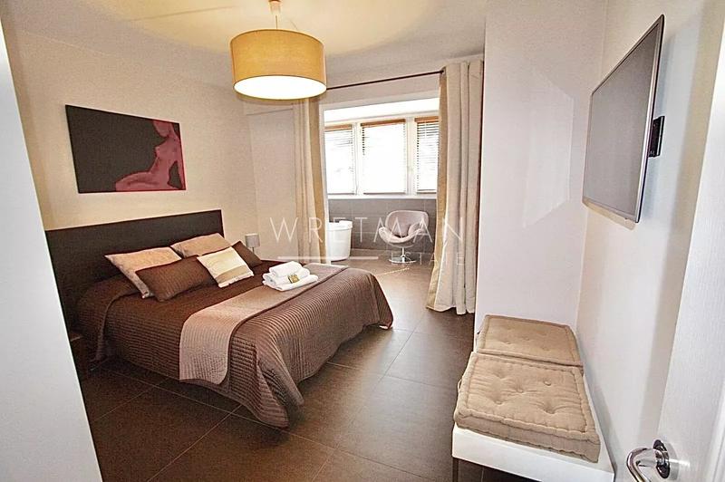 Appartement - 98 m² - 4 pièces