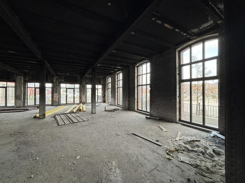 Local commercial - 304 m²