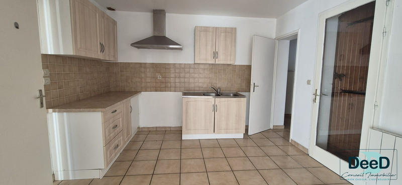 Maison traditionnelle - 107 m² - 4 pièces