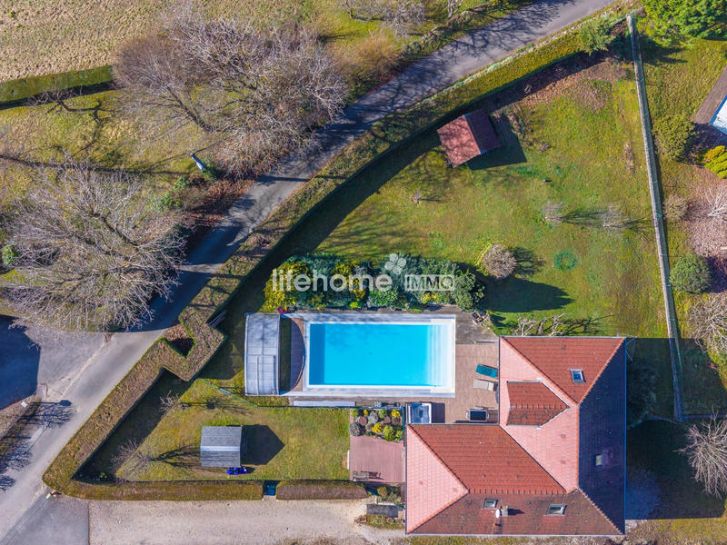 Maison - 164 m² - 8 pièces