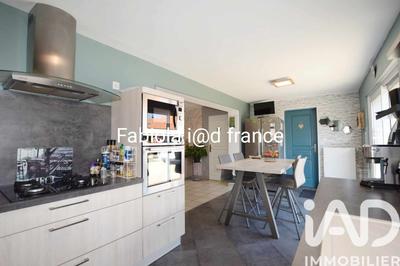 Maison - 192 m² - 11 pièces