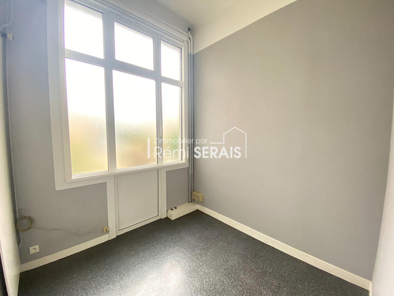 Local commercial - 143 m²