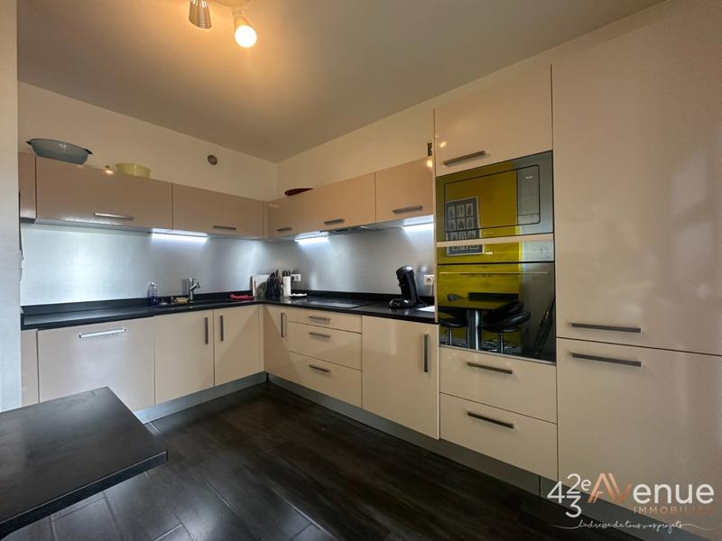 Appartement - 107 m² - 4 pièces