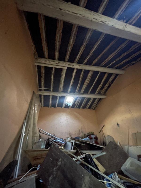 Maison - 300 m² - 9 pièces