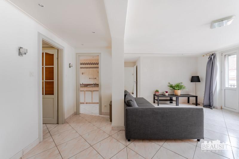 Appartement - 72 m² - 3 pièces