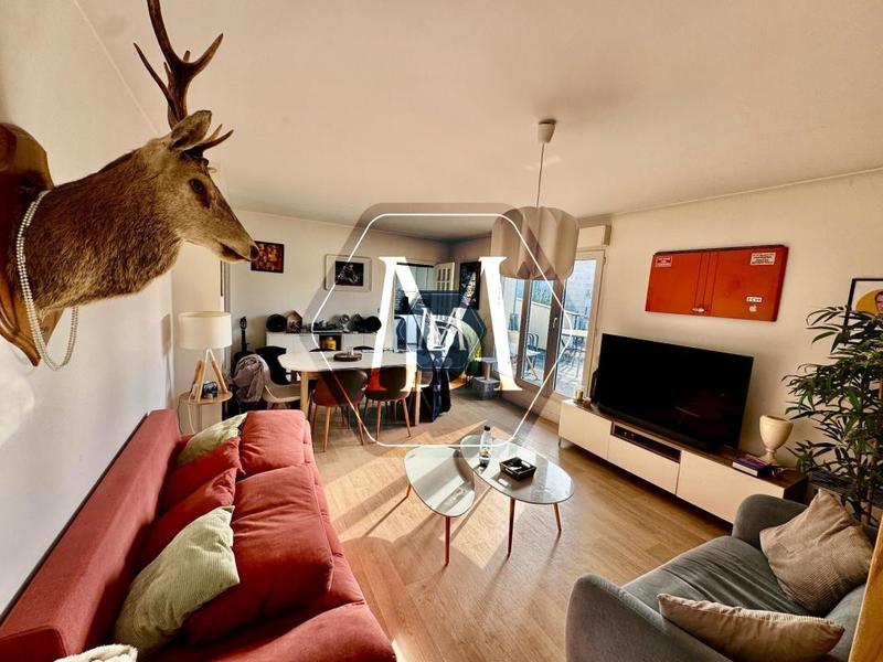 Appartement - 84 m² - 4 pièces