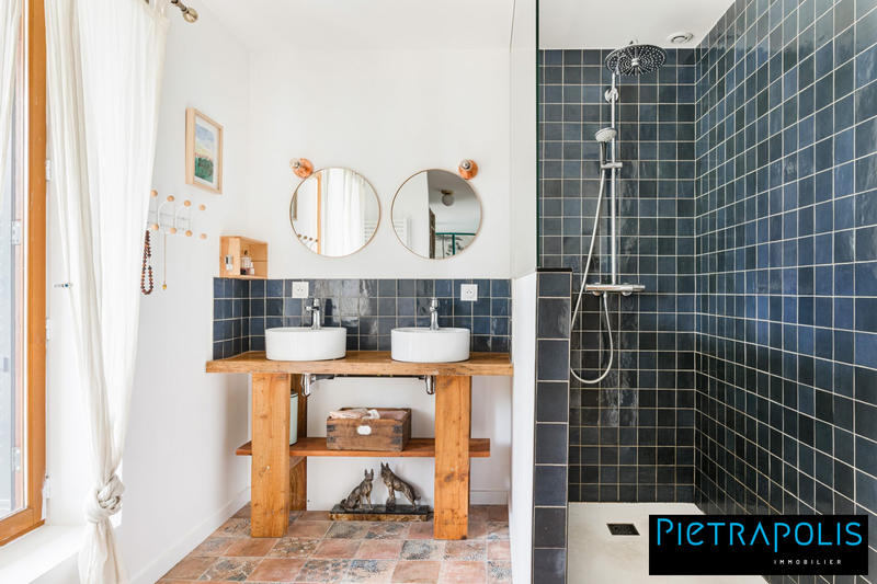 Maison - 122 m² - 5 pièces