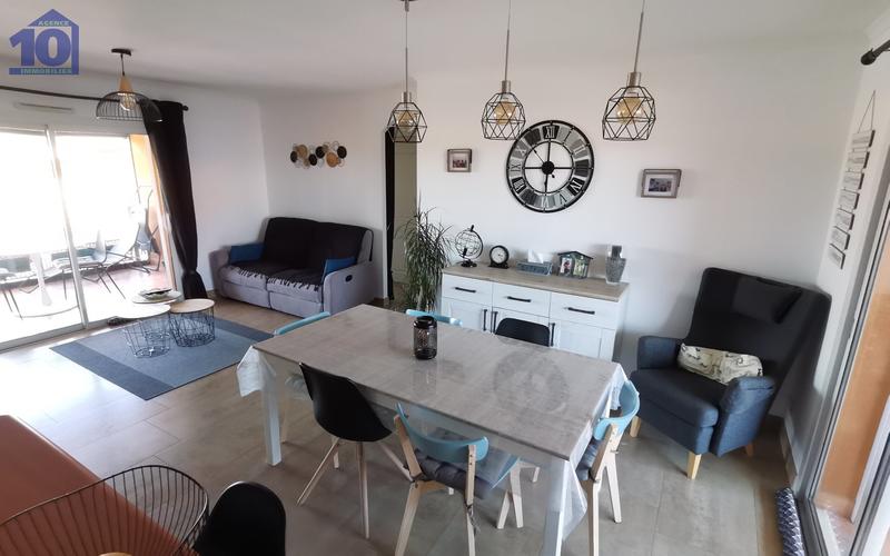 Appartement sur toit - 70 m² - 3 pièces