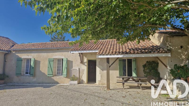 Maison - 400 m² - 17 pièces