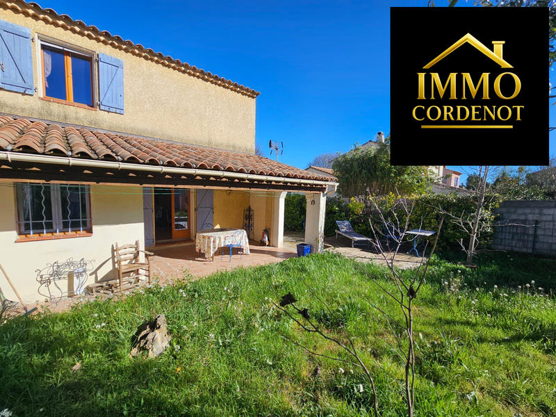 Villa - 80 m² - 4 pièces