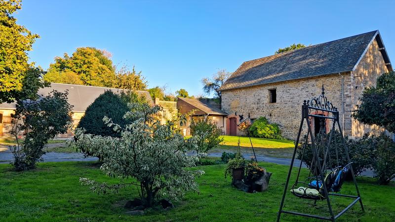 Maison - 162 m² - 9 pièces