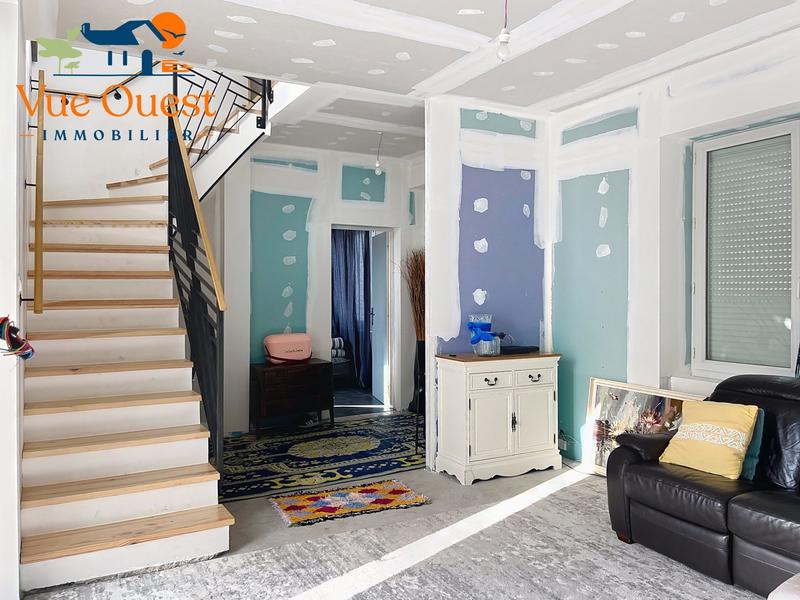 Maison - 96 m² - 4 pièces