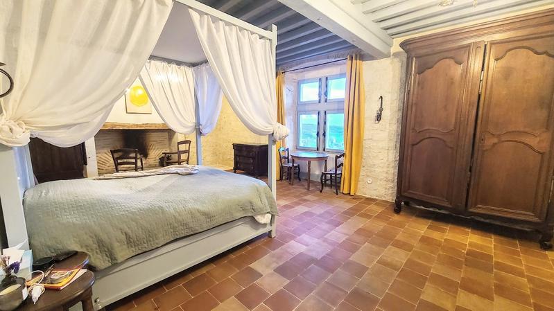 Maison - 210 m² - 4 pièces