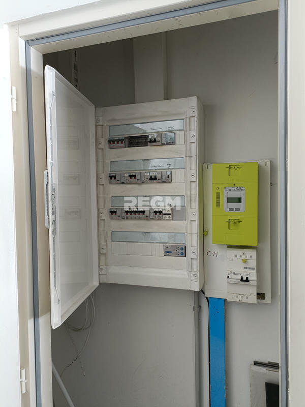 Local commercial - 298 m²