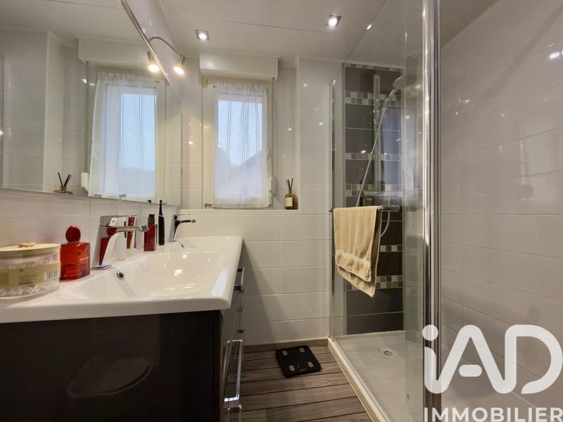 Maison - 80 m² - 5 pièces